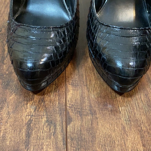 Ralph Lauren Kailee Black Snakeskin Pumps Size 8 - Picture 3 of 11